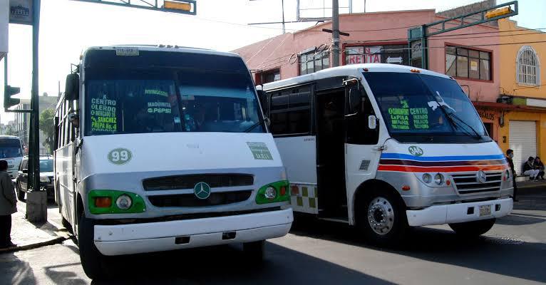 Transportistas no pueden hacer frente a pagos de unidades