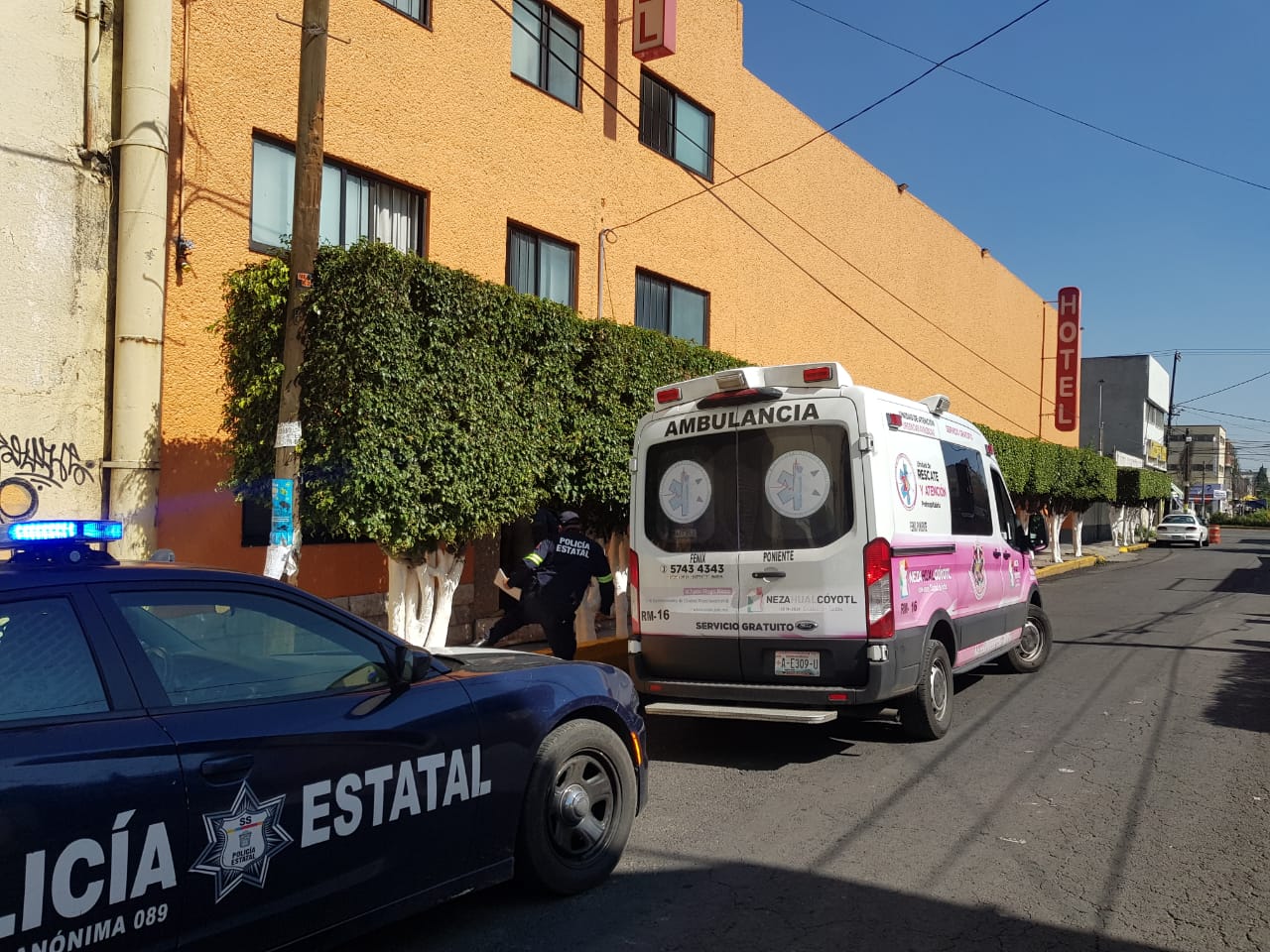 Amanece muerto en la habitación de un hotel de Nezahualcóyotl