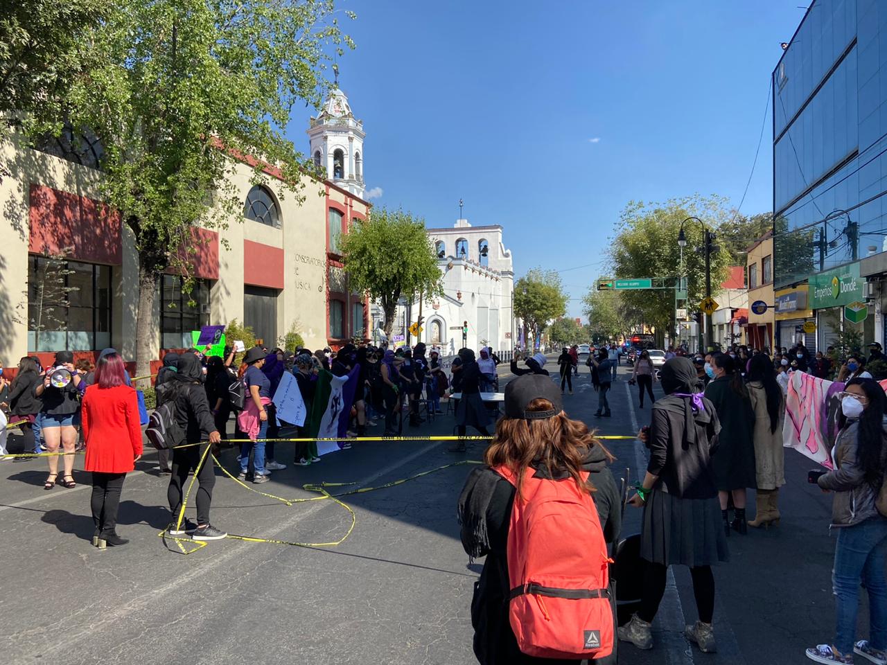 Marchan contra la violencia a la mujer