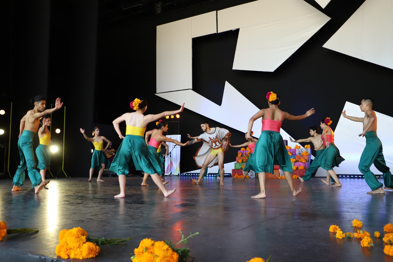 Danza, música y artesanías en el CCMB de Texcoco