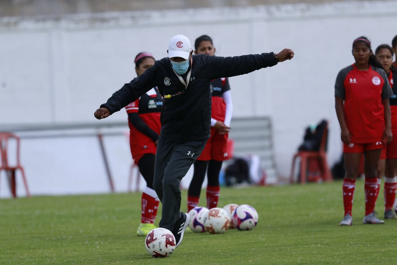 Toluca Femenil visita a Santos Laguna