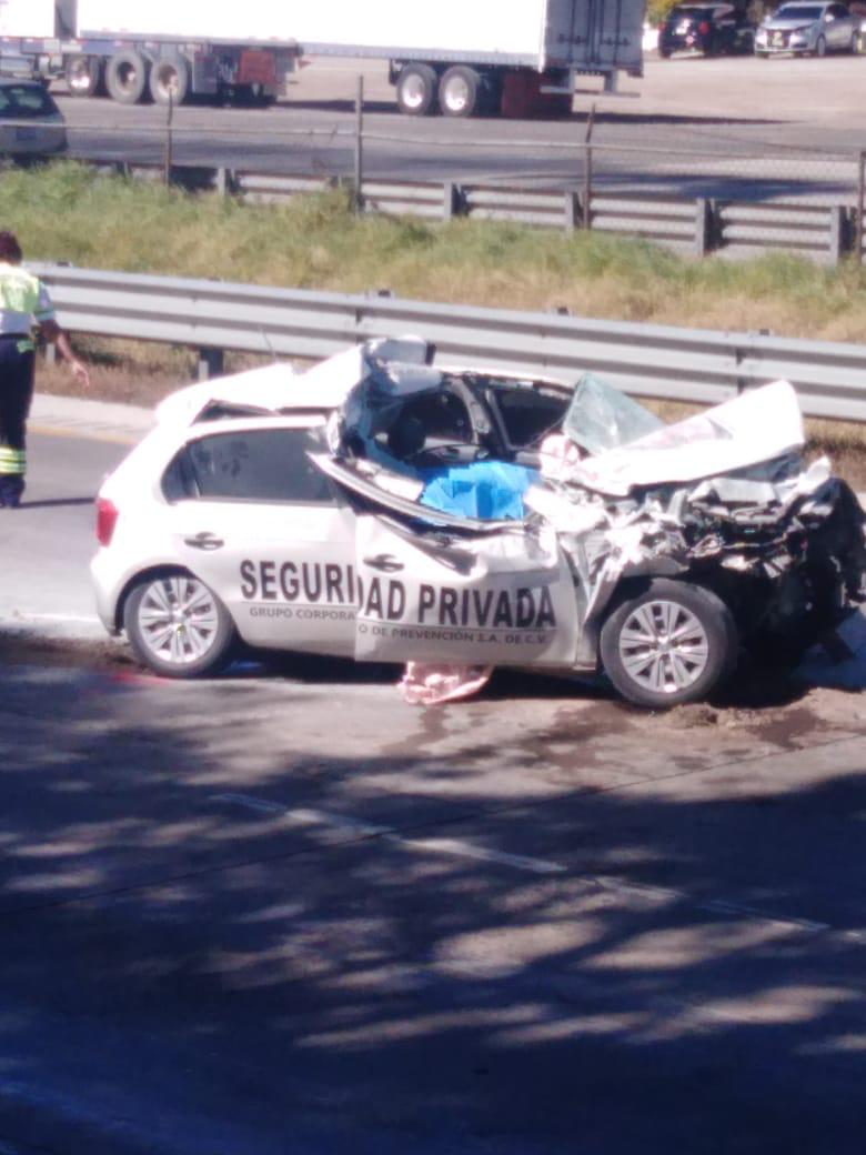 Fallecen dos policías en accidente en Jilotepec