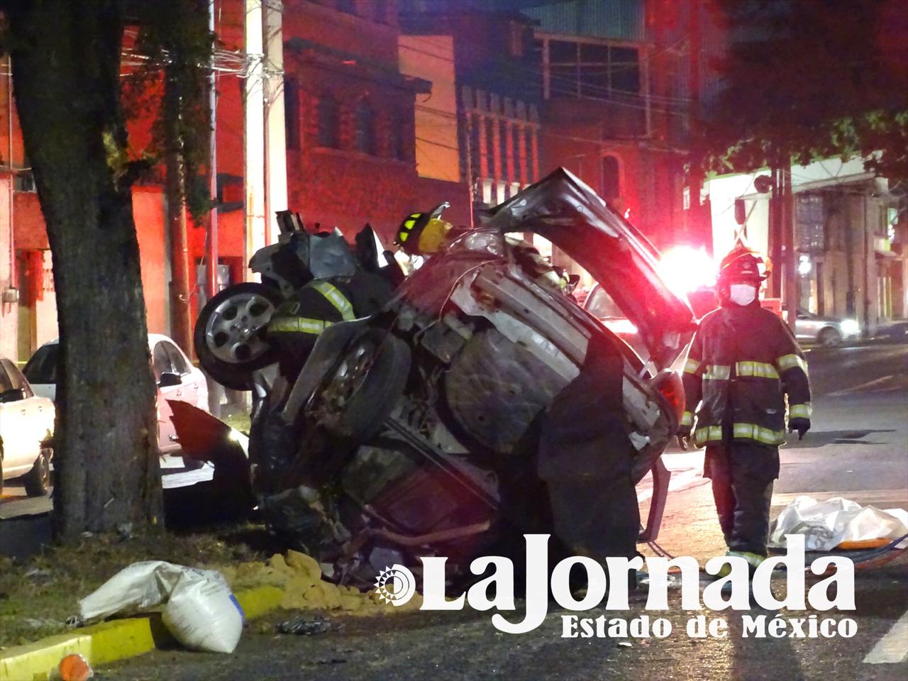 Automovilista ya no llegó a la cena de Navidad; se mata en la colonia El Seminario