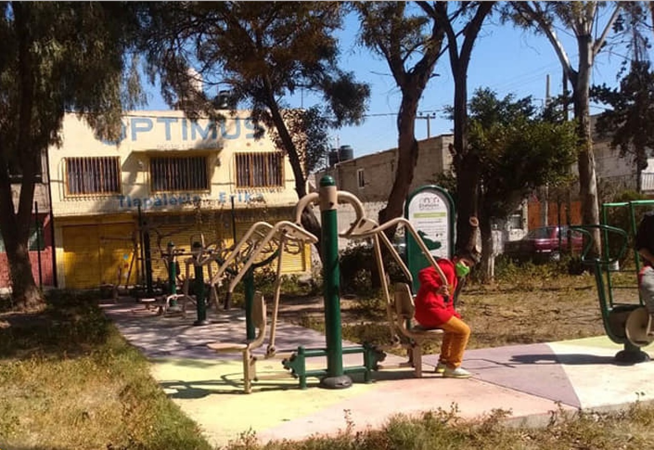 Colonos salen en defensa de un parque en Ecatepec