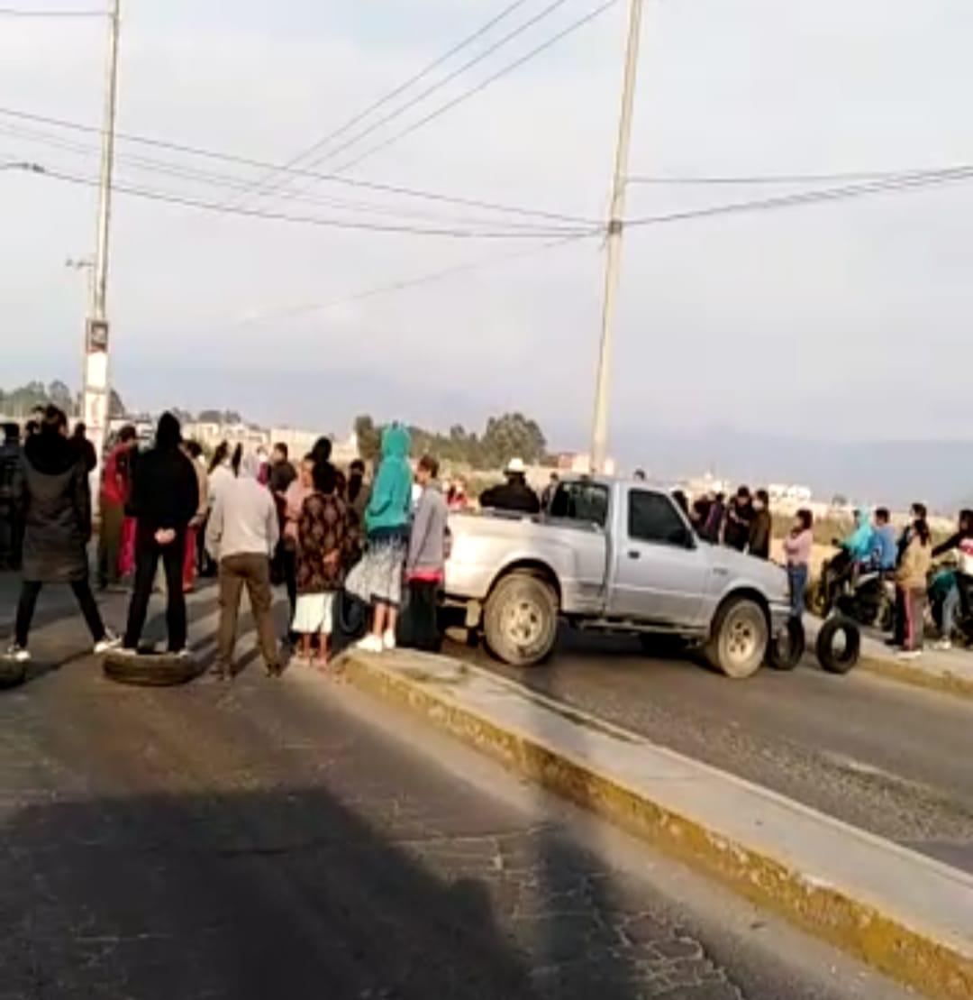 Protestan vecinos por el asesinato de un delegado en Chalco