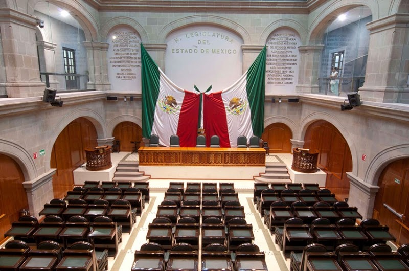 Pandemia reeleccionista en el Congreso local: de 75 diputados, 61 solicitaron licencia