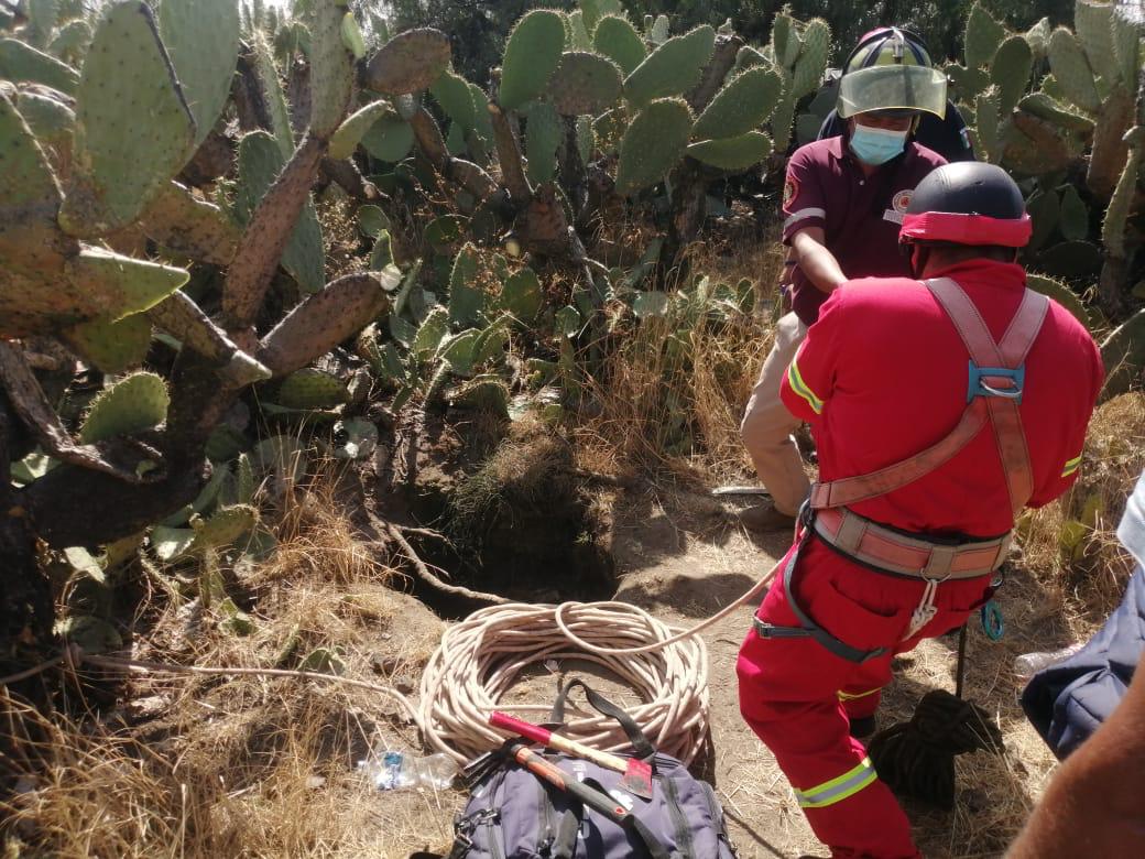 Rescatan a siete personas extraviadas en una cueva de Teotihuacán