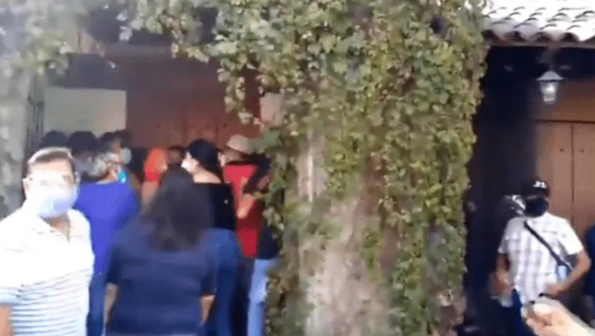 VIDEO | Panistas se agarran a golpes en Cuernavaca