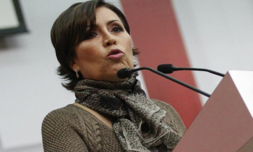 Defensa de Robles formaliza en FGR disposición a negociar beneficio legal