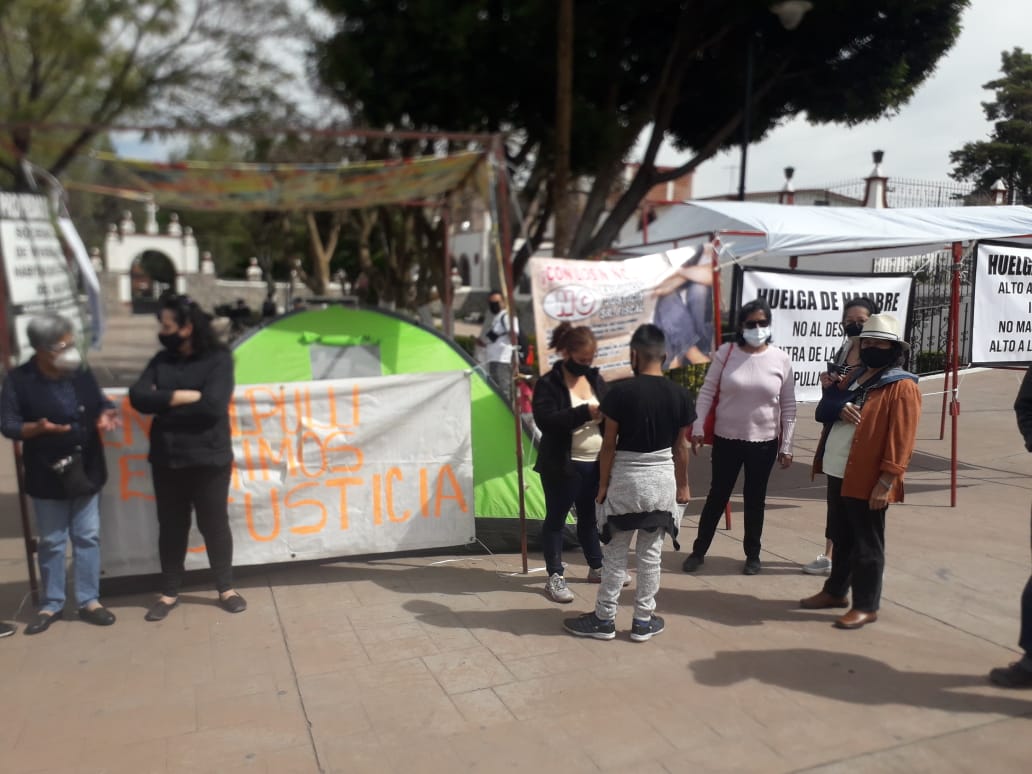 Vecinos de Coacalco inician huelga de hambre en defensa de una propiedad