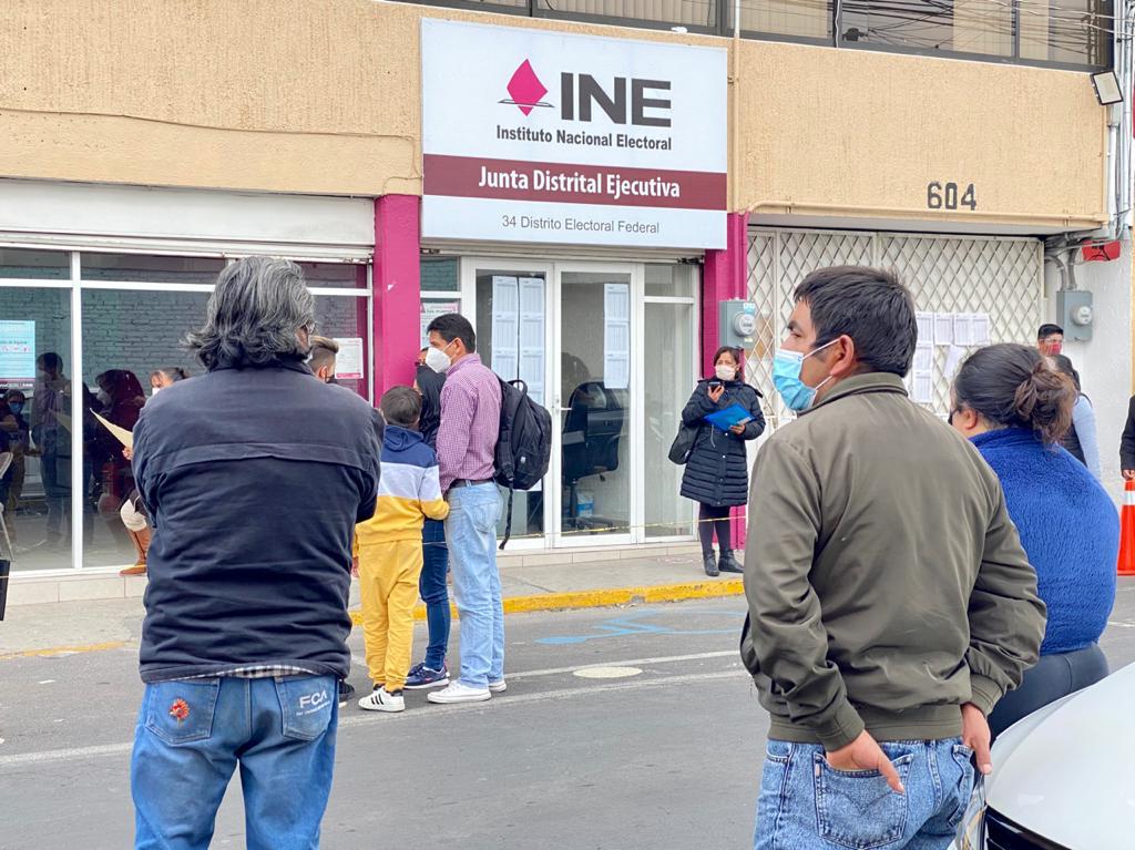 Activan trámite de reimpresión de credencial en el INE, en Edomex