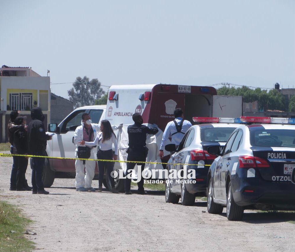 Encuentran cadáver en zanja de Otzolotepec con huellas de violencia