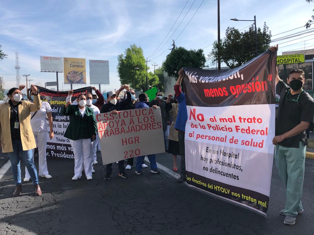 Cerrado el Paseo Tollocan por trabajadores del IMSS