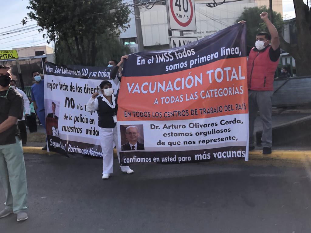 IMSS: todos los trabajadores serán vacunados contra Covid-19, pero va por etapas