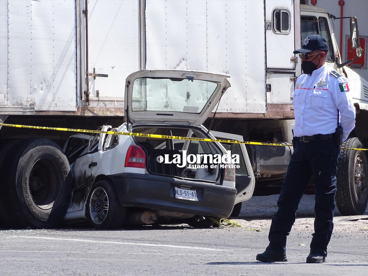 Fatal accidente en la vía Toluca-Palmillas, deja un muerto y varios heridos