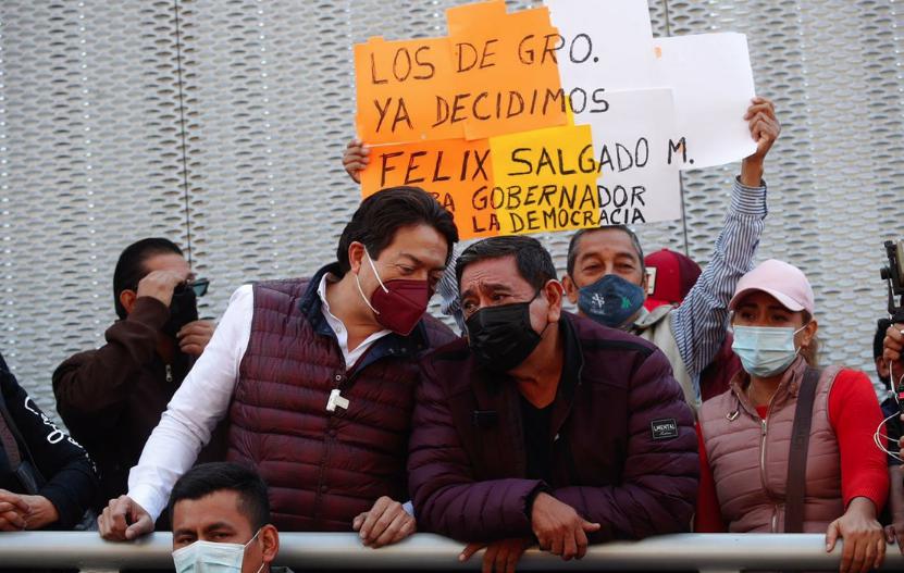 Lleva Félix Salgado su protesta al Tribunal Electoral