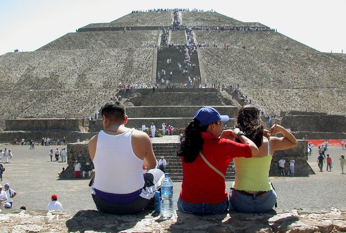 Destrucción y saqueo en Teotihuacán