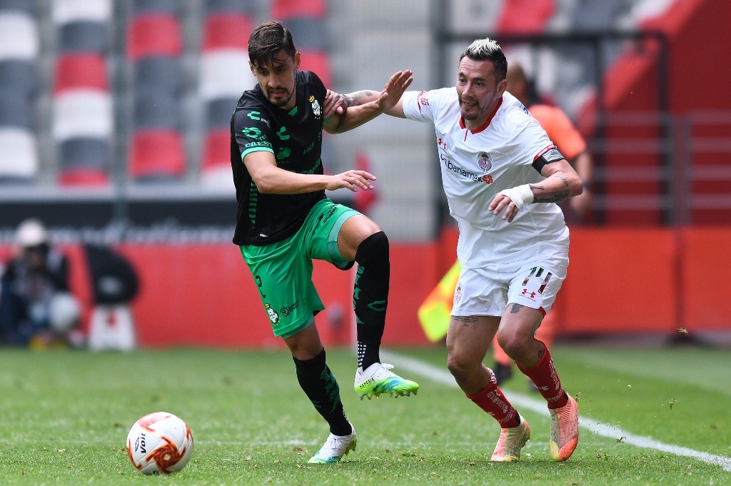 Toluca y Santos se medirán este domingo en la cancha del estadio TSM de Torreón