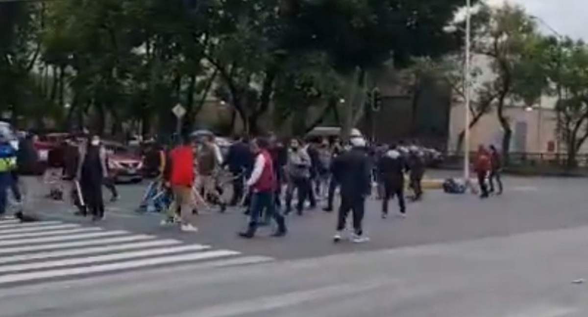 Video: Reportan disparos a las afueras de la sede nacional del PRI