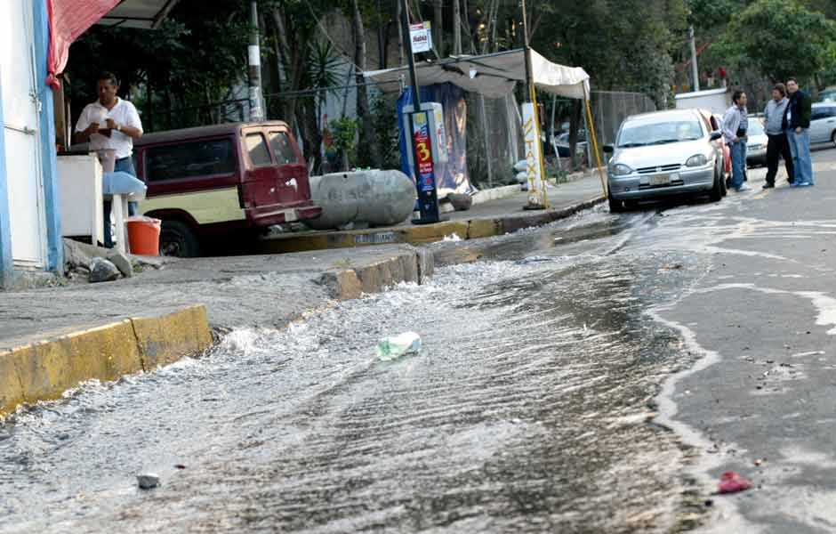 ¿Dónde y cómo reportar una fuga de agua en Edomex?