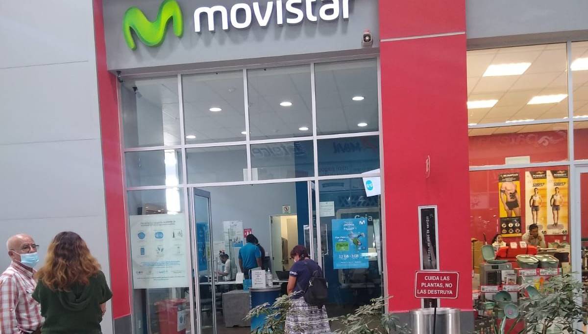 Asaltan con violencia tienda de telefonía en Zumpango