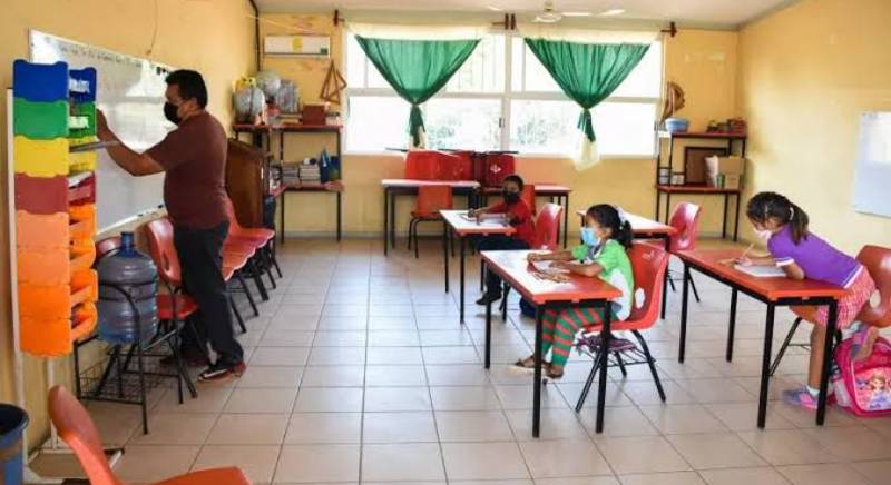 Regresarán a clases 80% de escuelas mexiquenses con Comités de Salud escolar