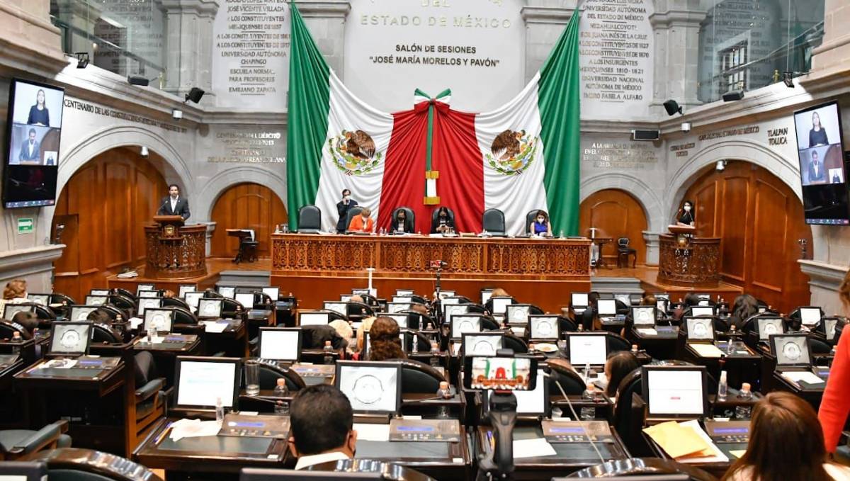 Diputados nombran a alcaldes sustitutos de cuatro municipios. Propietarios se van de diputados