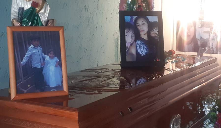 Video: Despiden a Paola y Dilan con oraciones y lágrimas de familiares y amigos