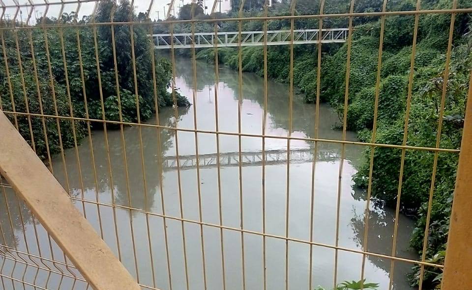 Tocaron las campanas de la iglesia alertando de inundación