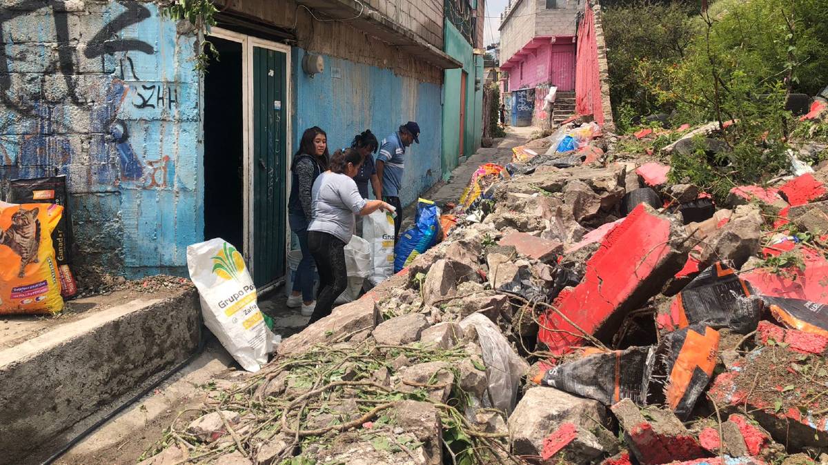 Video: Una barda estuvo a punto de sepultar una vivienda durante la tormenta en la demarcación