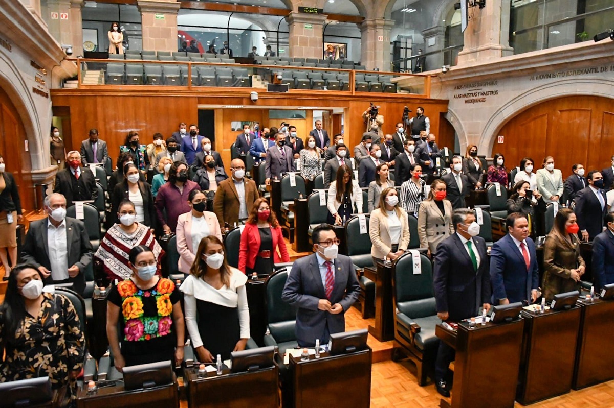 Alargan distribución de comisiones en 61 Legislatura