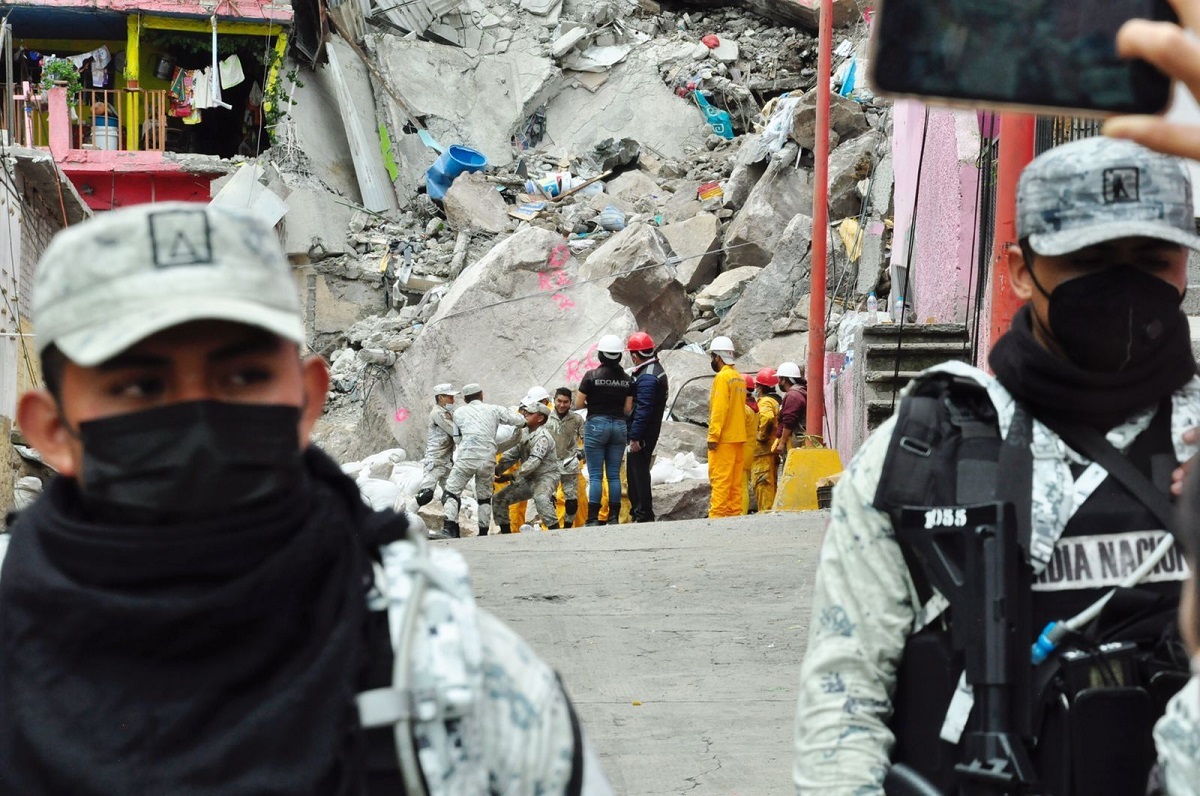 Video: Incrementan a 126 el número de viviendas a evacuar en zona del cerro de Chiquihuite, Tlalnepantla