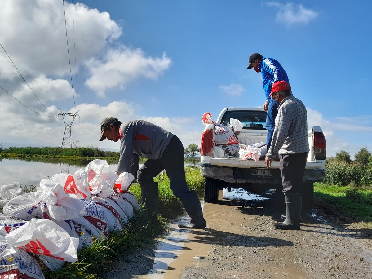 Video: Vecinos de San Mateo Atenco se preparan para evacuación