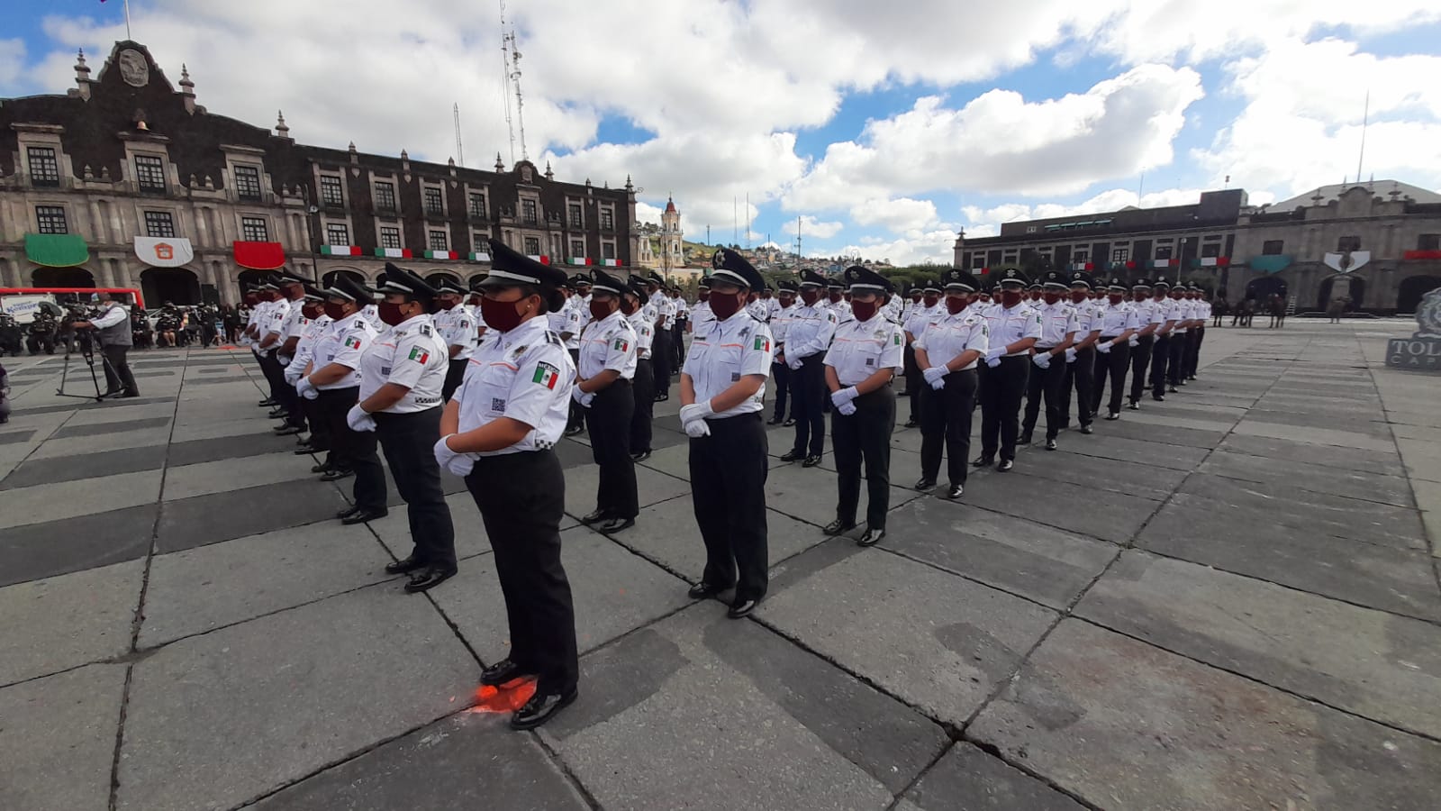 300 cadetes de Toluca no aprobaron examen de confianza