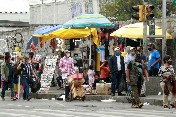 VIDEO: Urge reubiquen a comerciantes en el Centro de Naucalpan