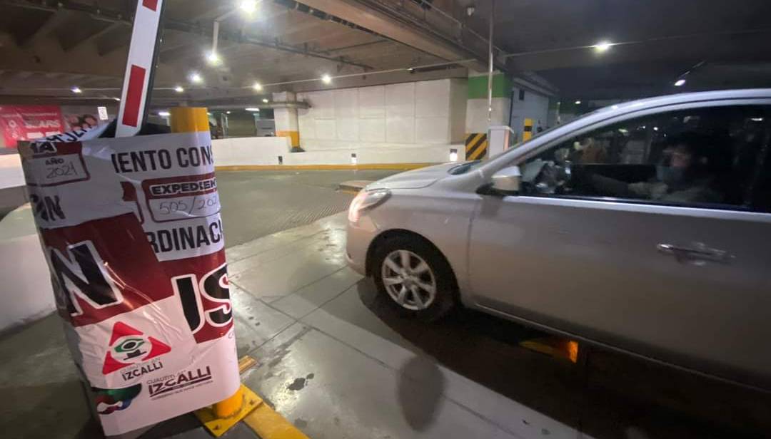 Estacionamientos abusivos en Cuautitlán Izcalli; 20 o 30 pesos por hora: habitantes