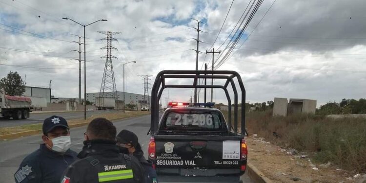 VIDEO: Captan a policías de Tecámac en presunta extorsión