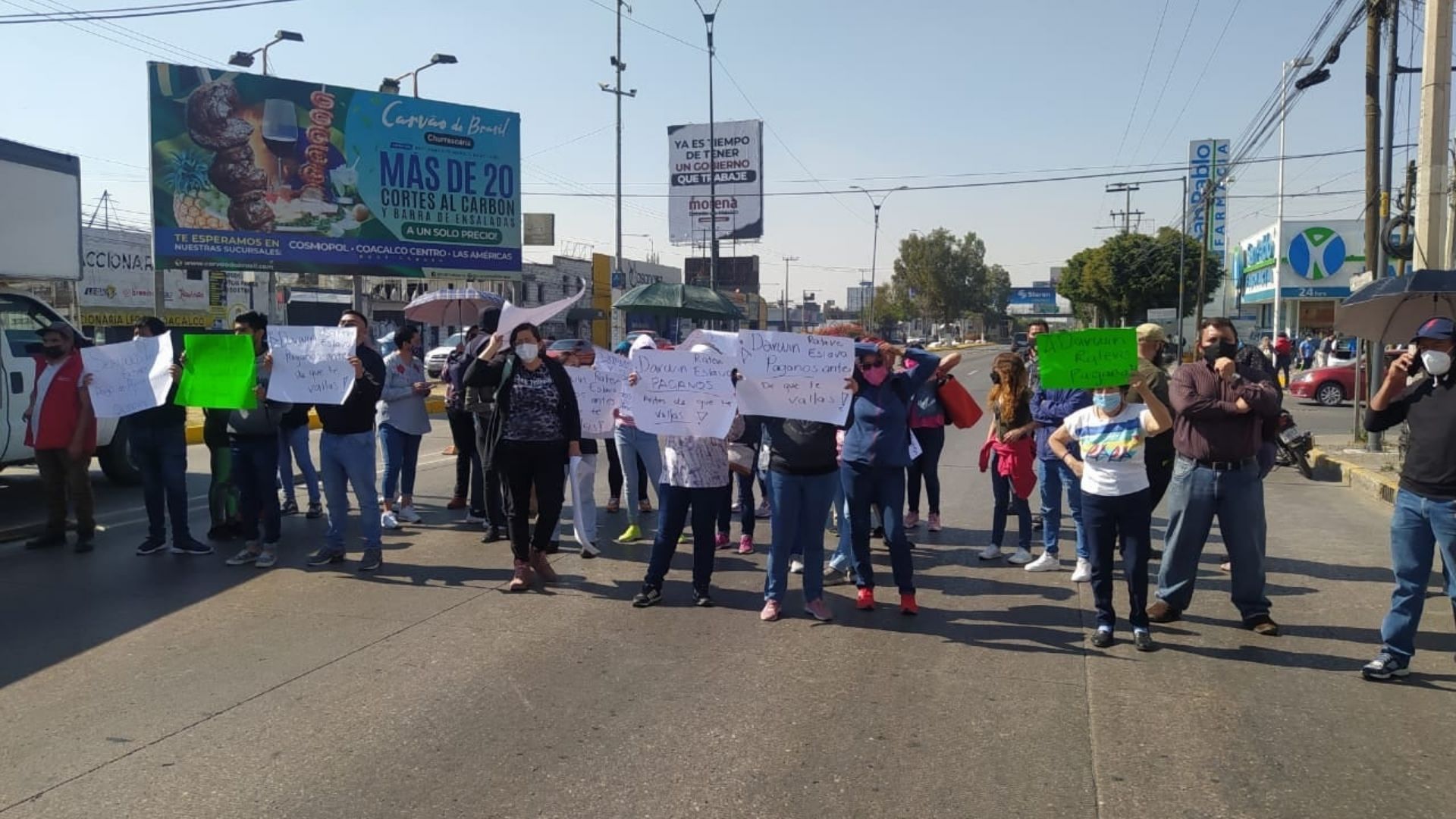 Trabajadores del Ayuntamiento de Coacalco se manifestaron por falta de pagos