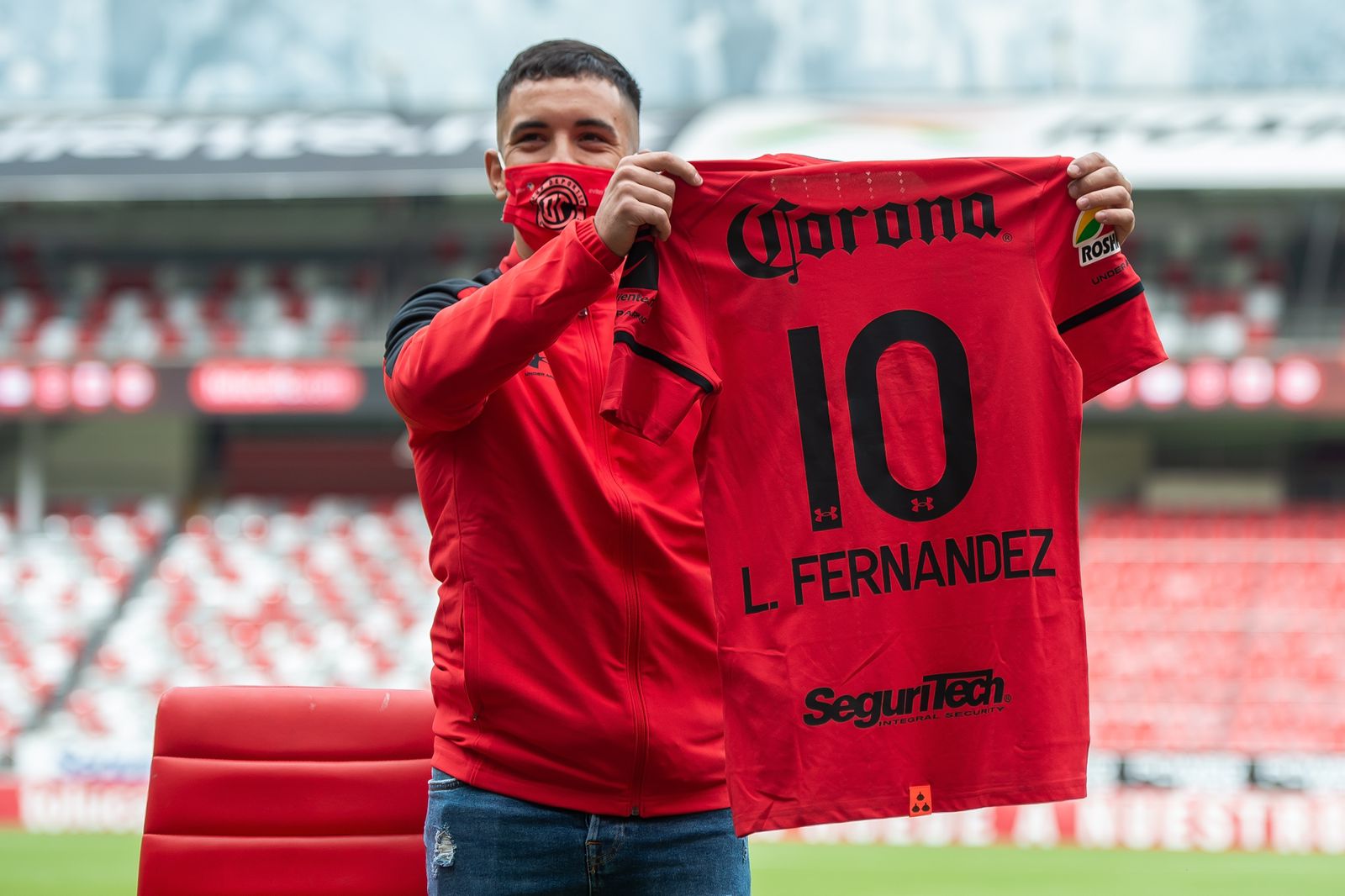 Presentan al nuevo “10” del Toluca FC: Leo Fernández