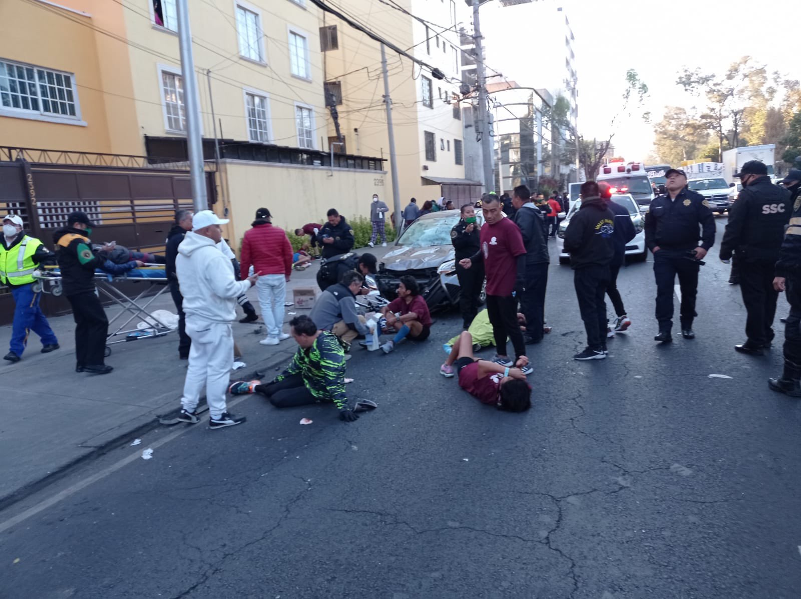 Video: Sujeto ebrio atropella a 12 peregrinos en Calzada de Tlalpan