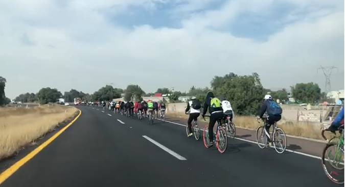 Video: Avanza peregrinación ciclista por la México-Pirámides