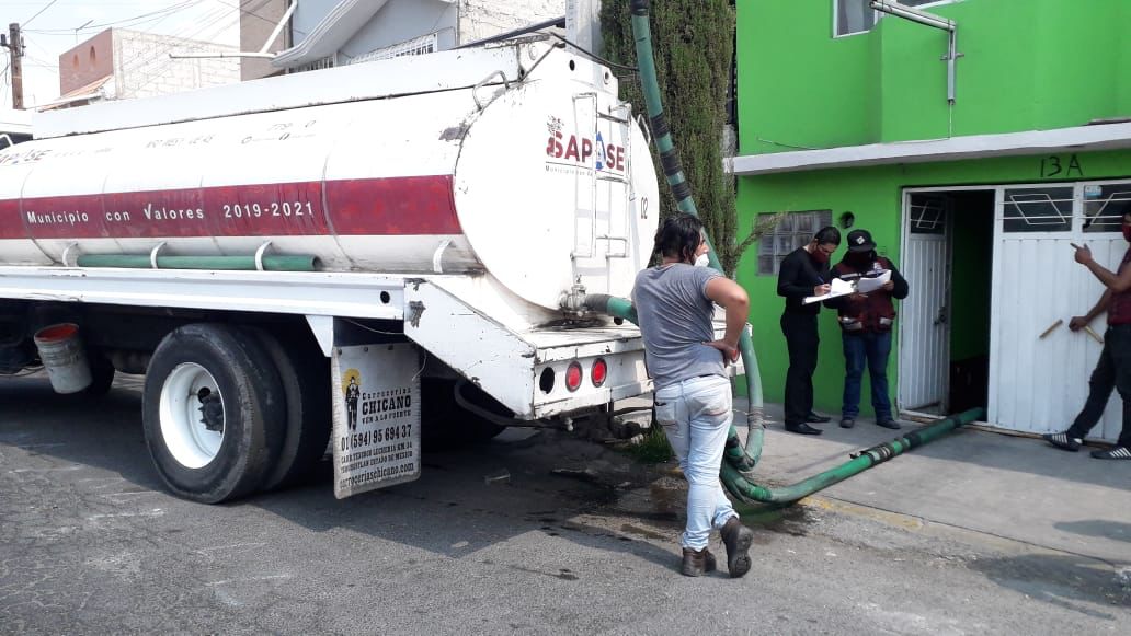 Bajo caudal y huachicoleo provocan desabasto de agua en Ecatepec