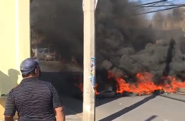 Video: Queman llantas en Ixtapaluca porque policías liberaron a seis ladrones