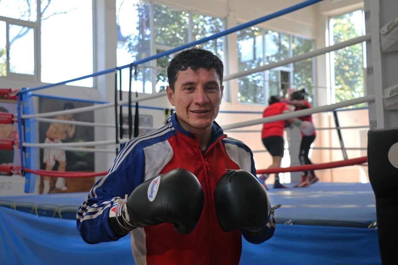 “El Camarón” Zepeda continúa haciendo historia en el box