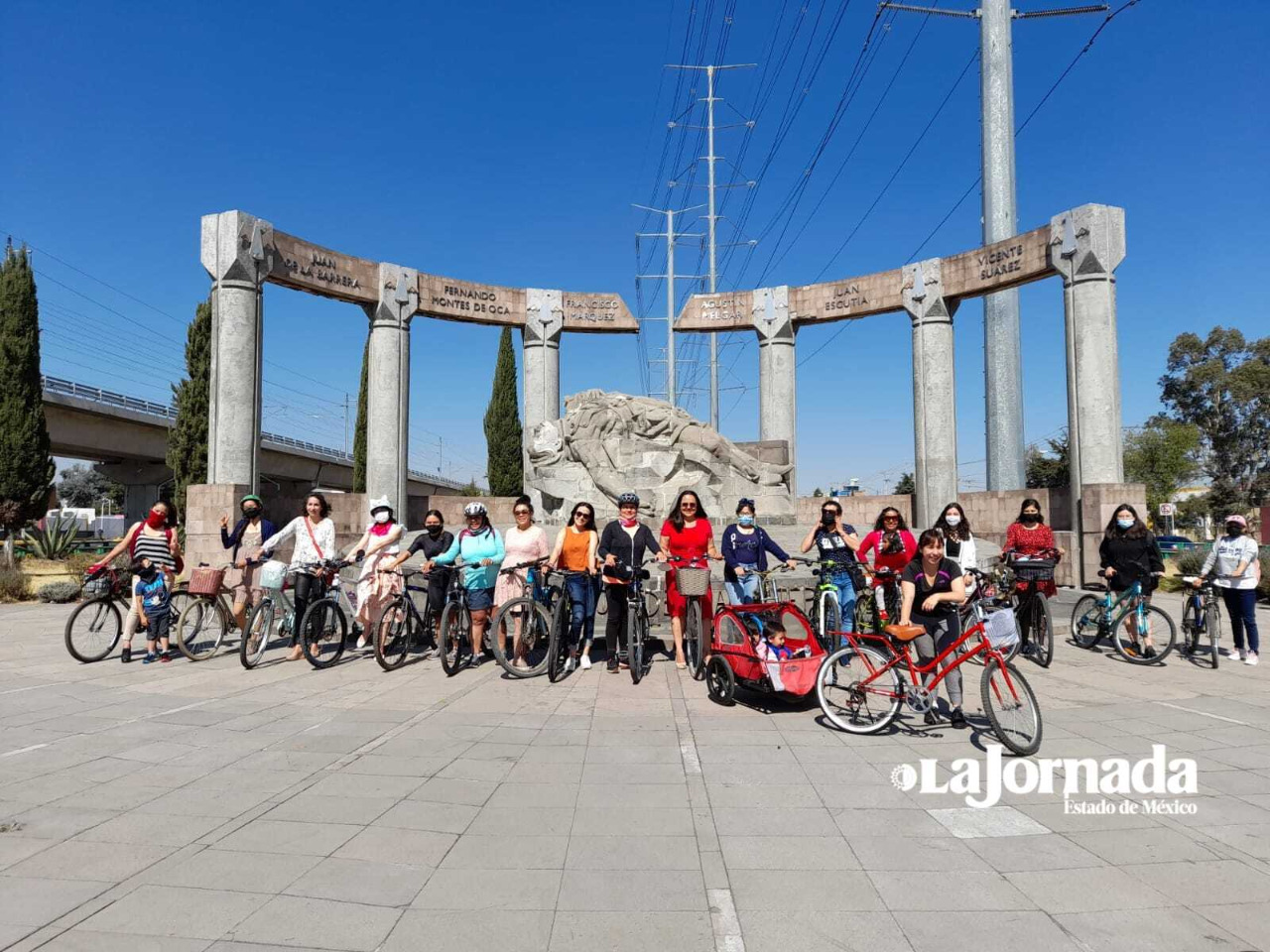 mujeres ciclistas