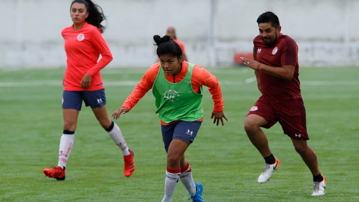 Se alistan las Diablas Rojas para su debut en la Liga femenil MX