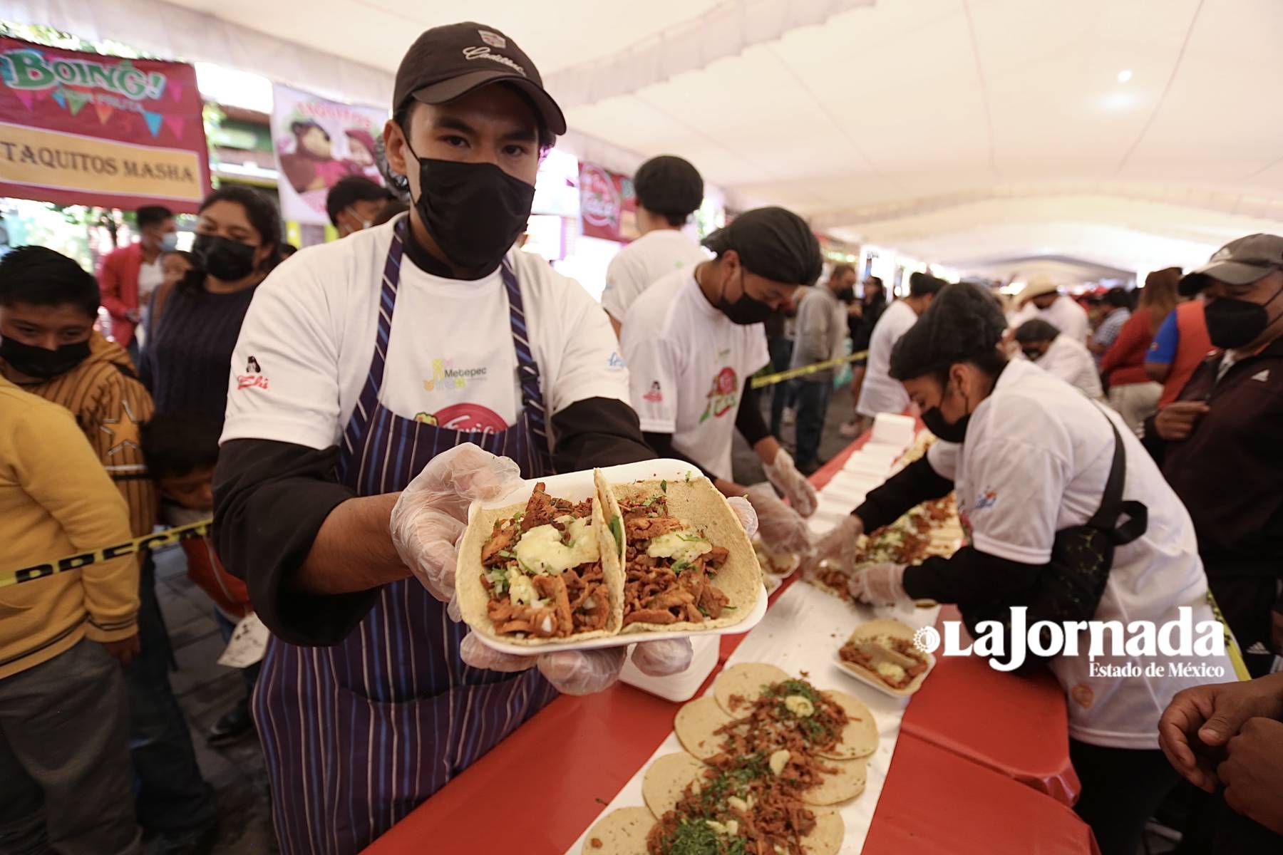 Taco al pastor más grande de México fue creado en Metepec