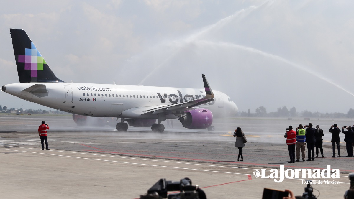 Pasajero de Volaris intenta desviar avión hacia EU