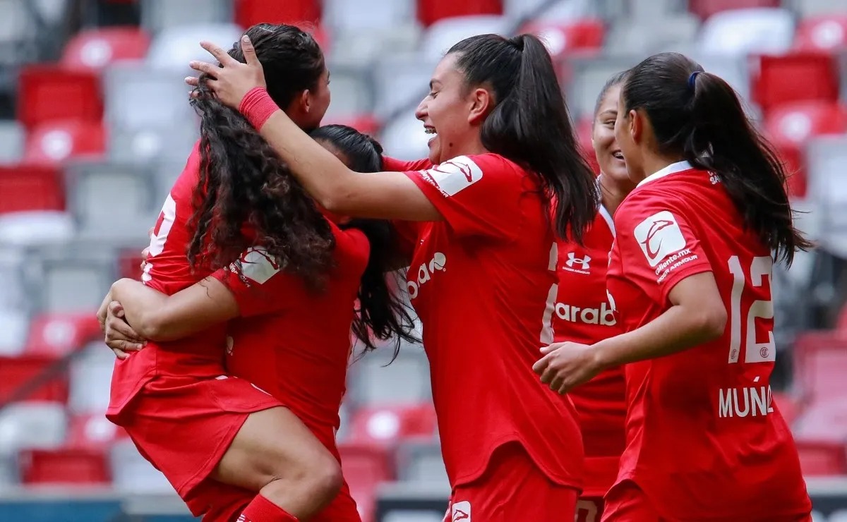 Diablas Rojas del Toluca liquidan al Cruz Azul