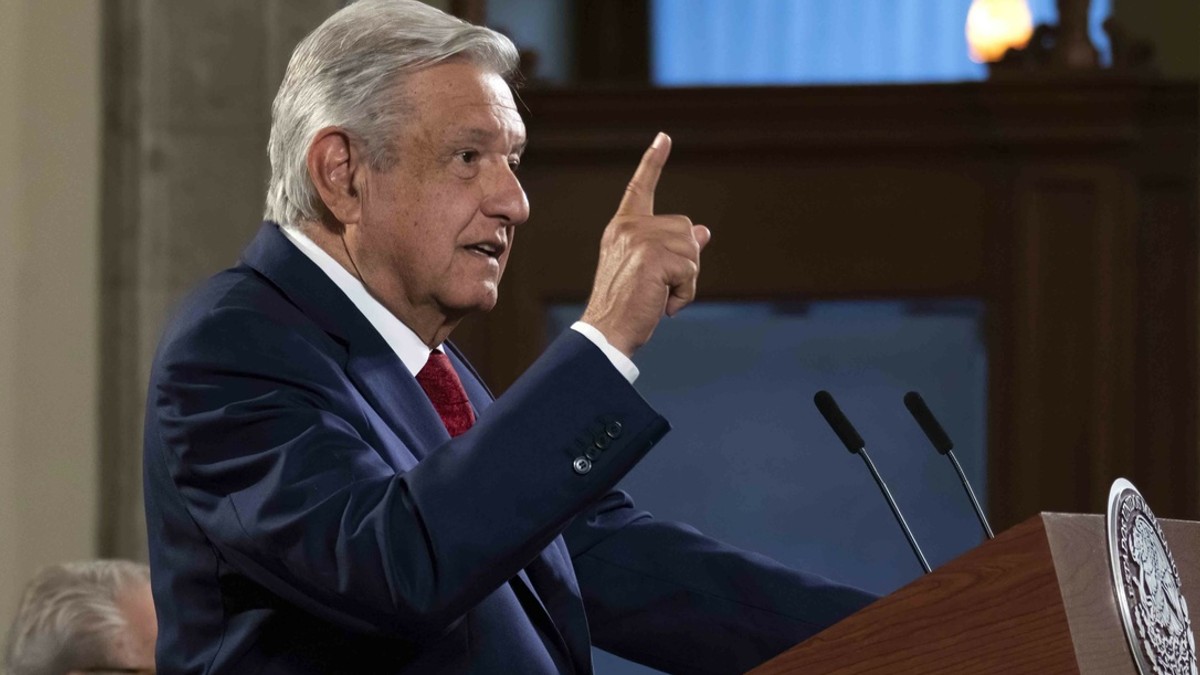 Ayotzinapa: “Encinas es incapaz de fabricar información”, AMLO